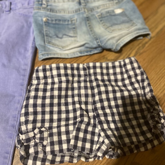 Little girl jeans /shorts lot and bundle in size 6 - Picture 6 of 6
